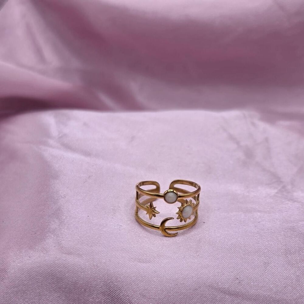 Women's Gold Jewelry